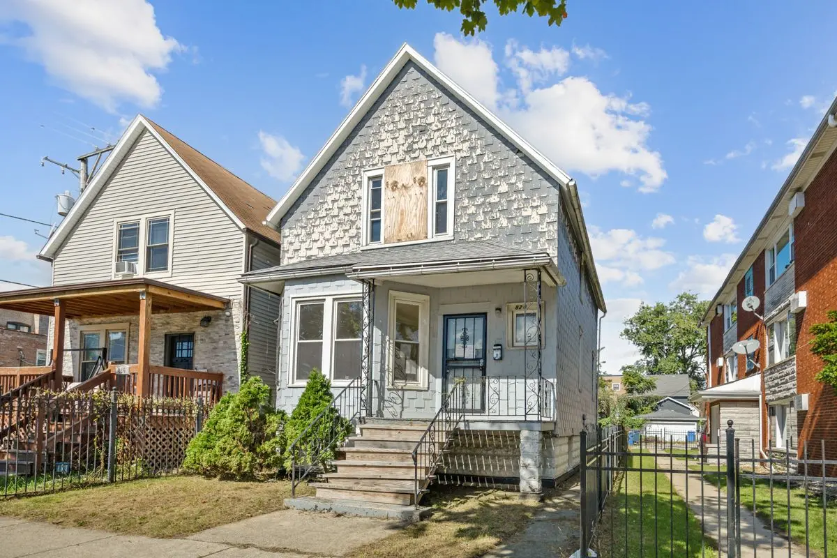 820 E 90th Place