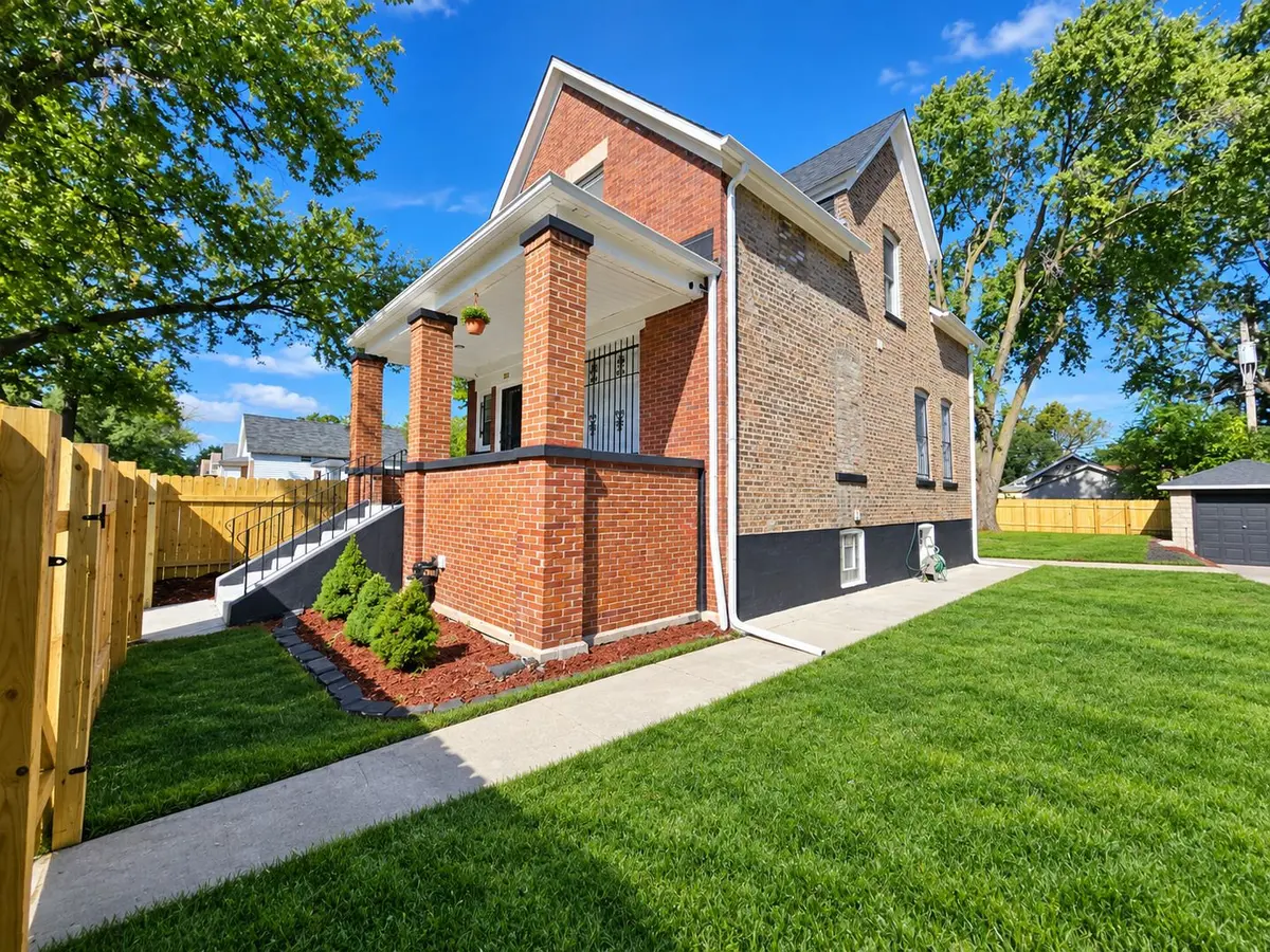 234 W 105th Place
