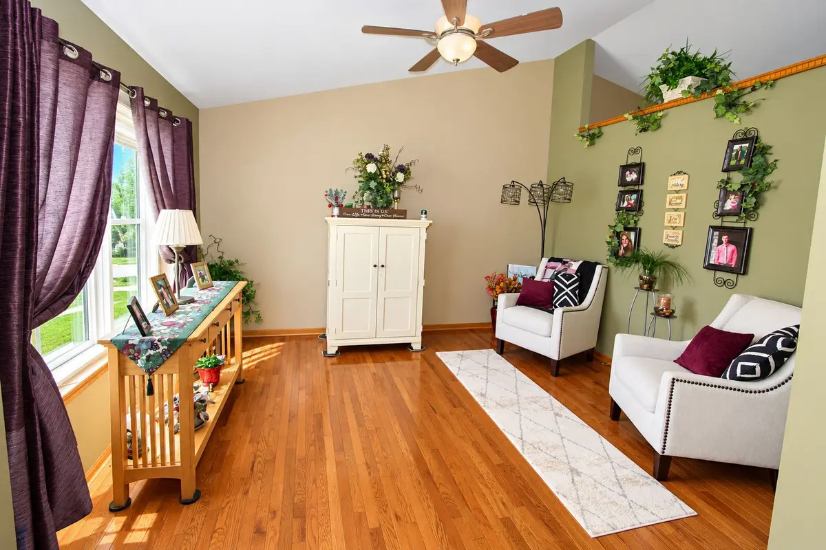 2607 Bayberry Court