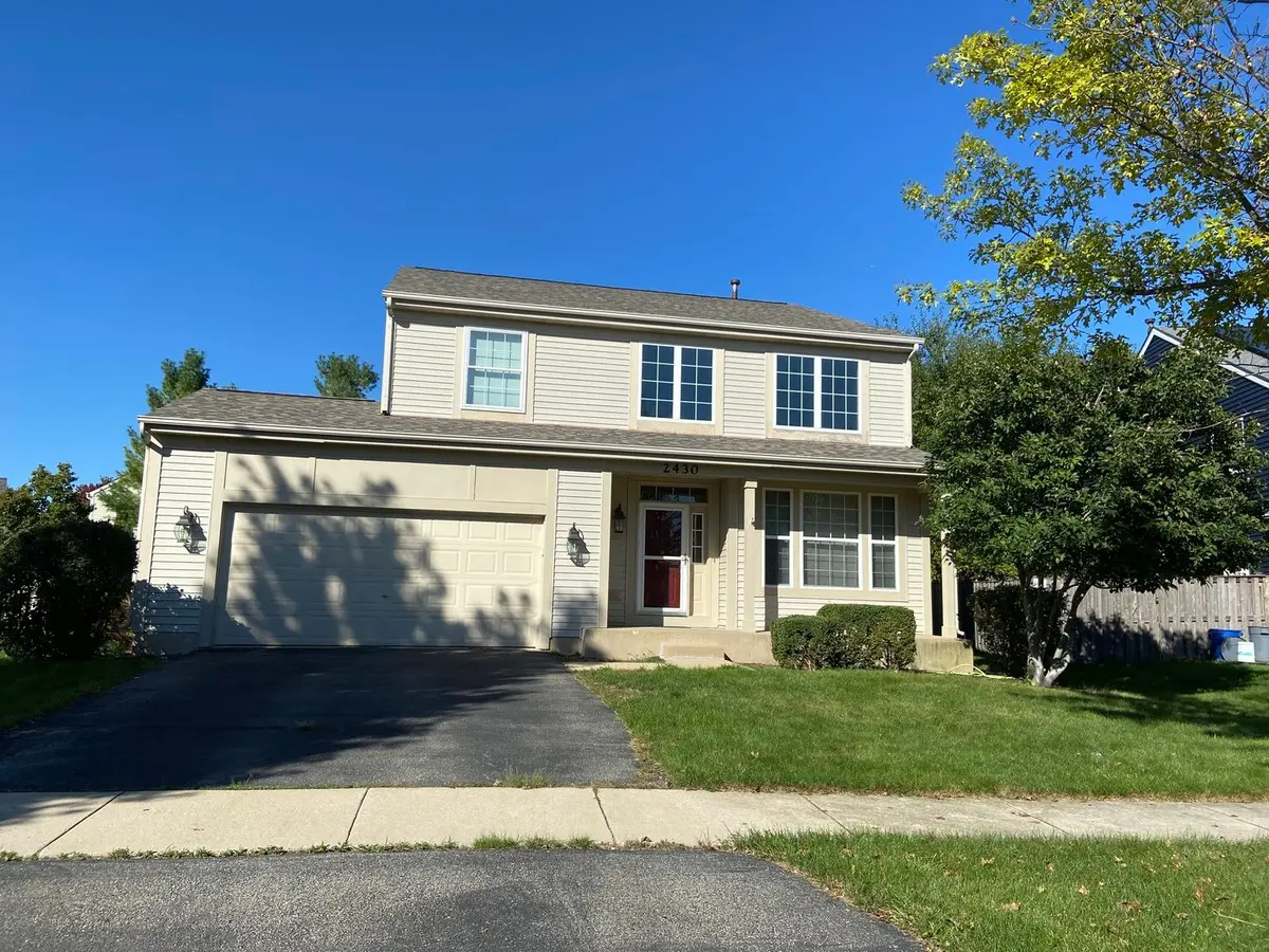 2430 LENOX Circle