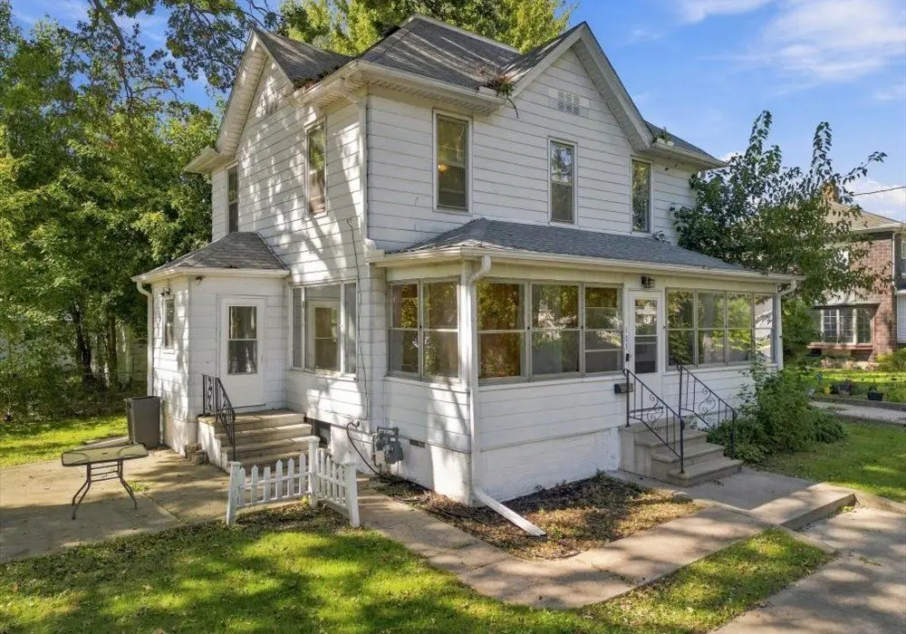 105 9th Avenue
