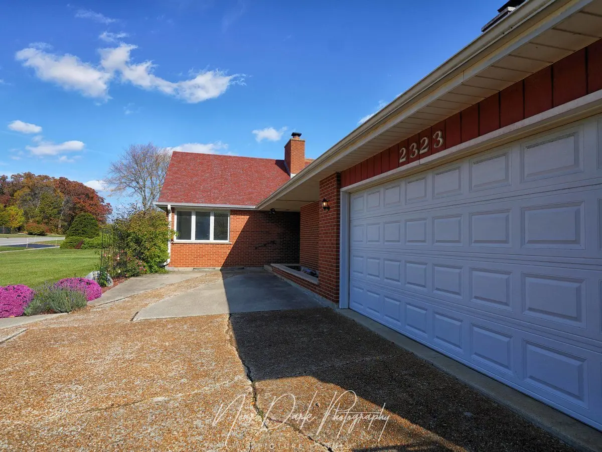 2323 N Sheridan Road