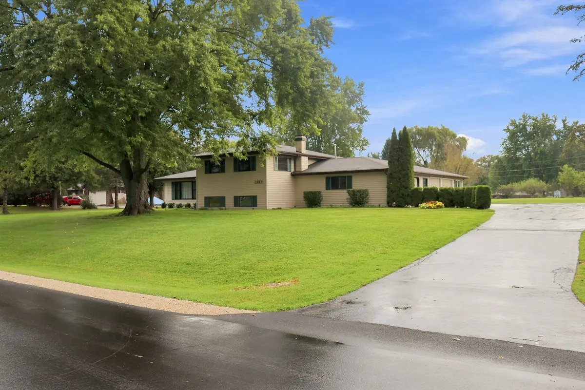 3819 W Mill Road