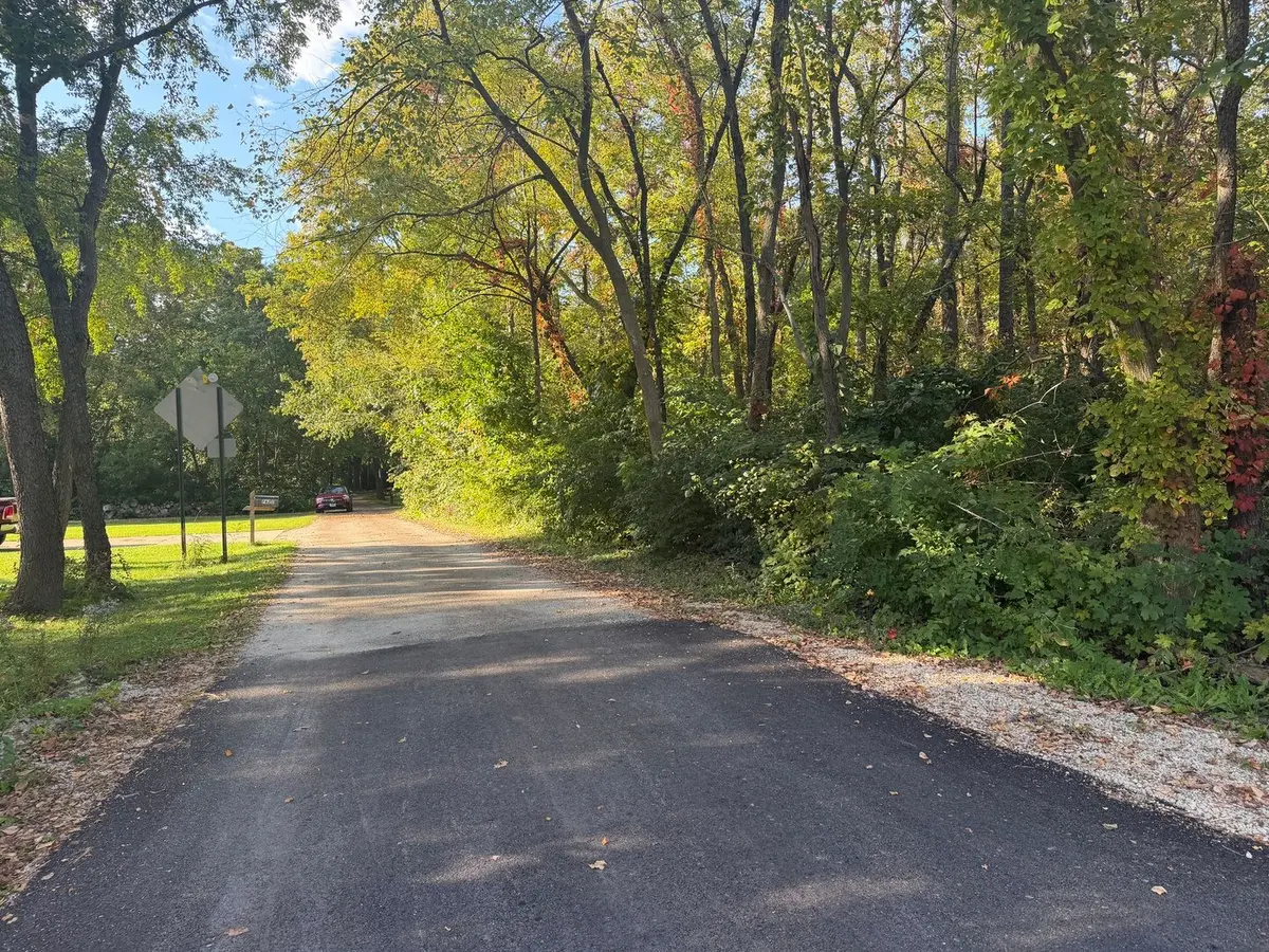 LOT 2 RIVER OAKS Road