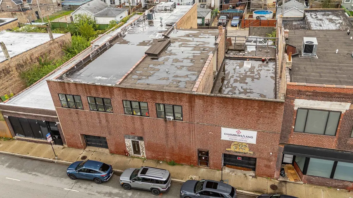 725 W 47th Street