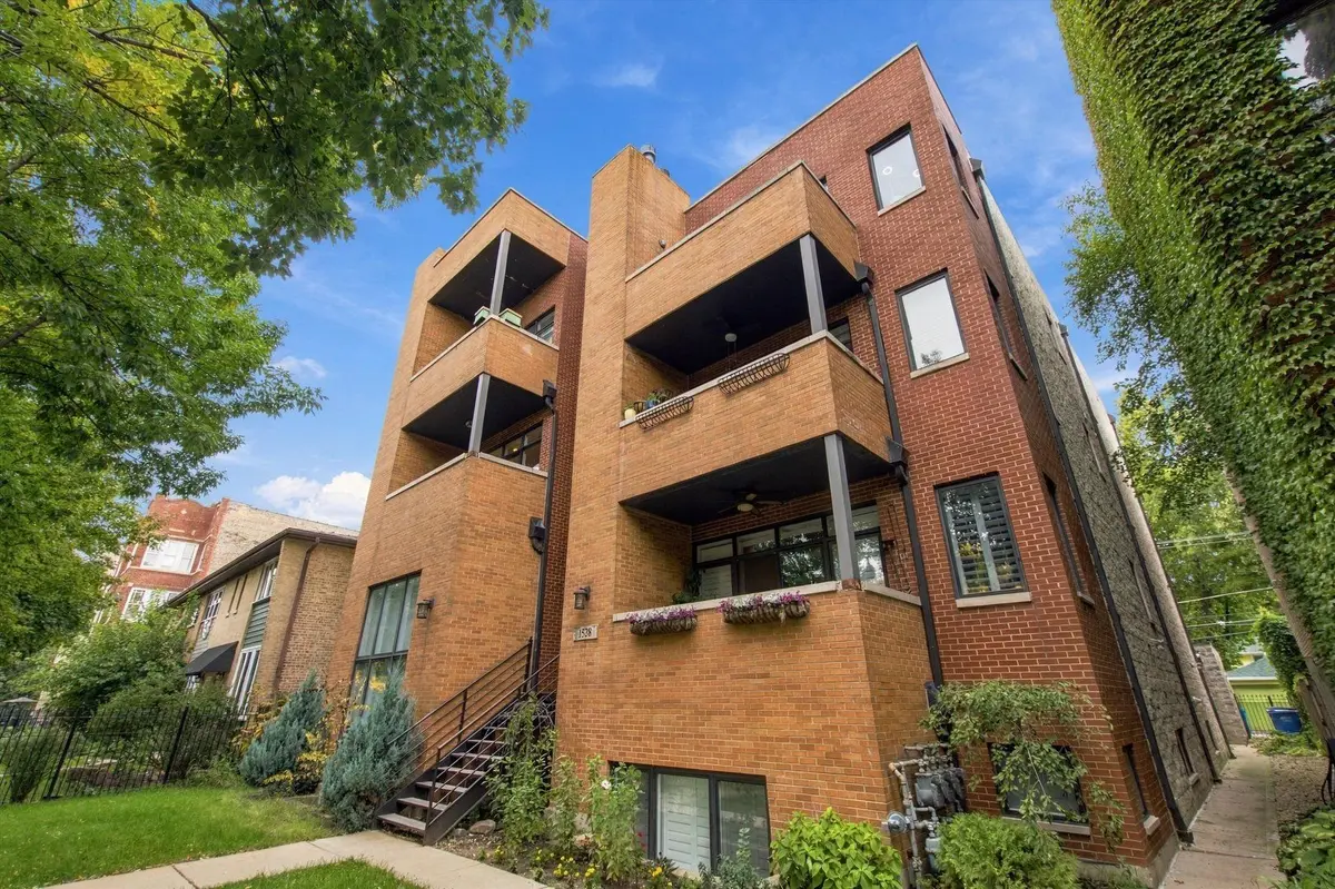 1528 W JONQUIL Terrace