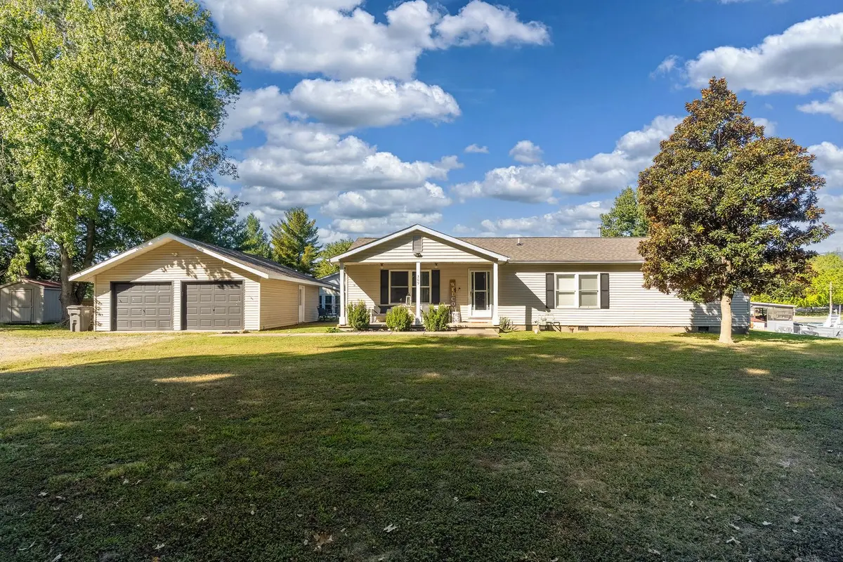 309 W Walnut Street