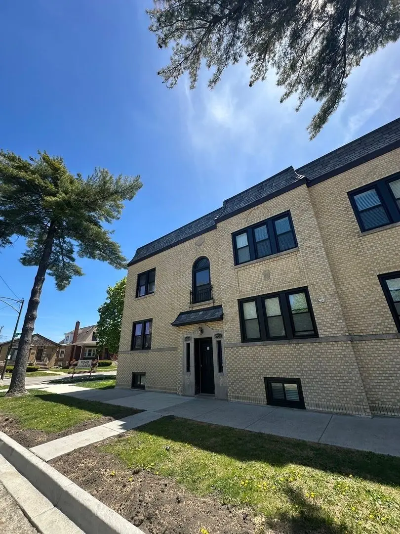 5703 W Seminole Street