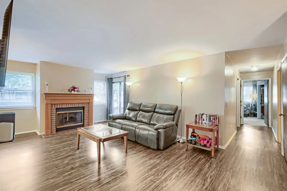 75 LARCH Court