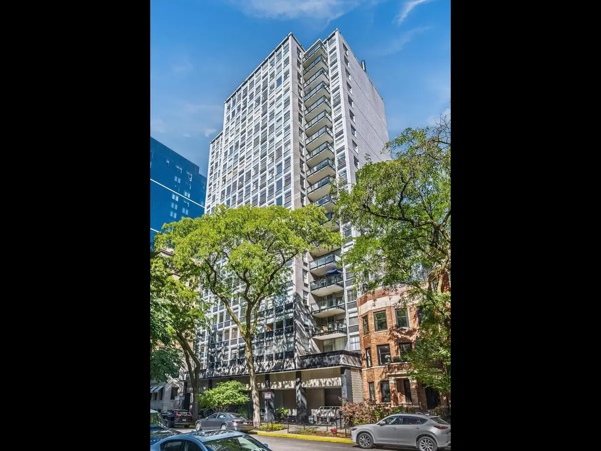 30 E Elm Street