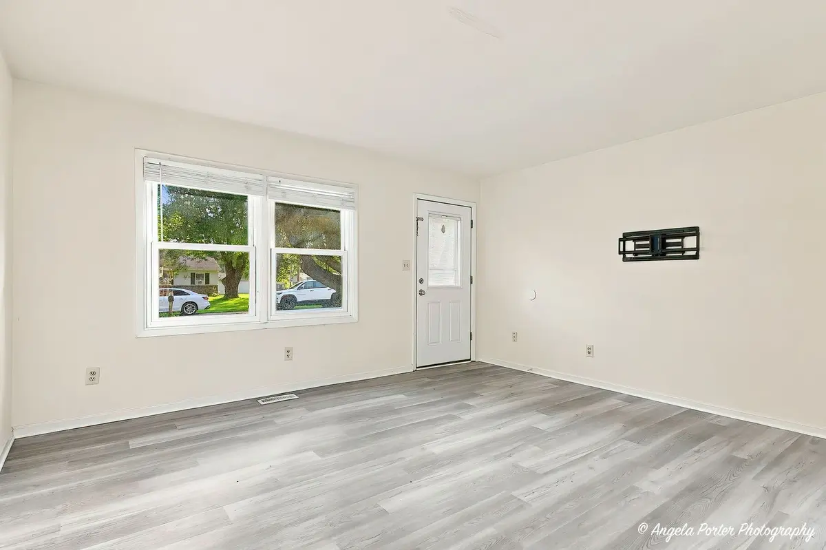 1815 Beach Road
