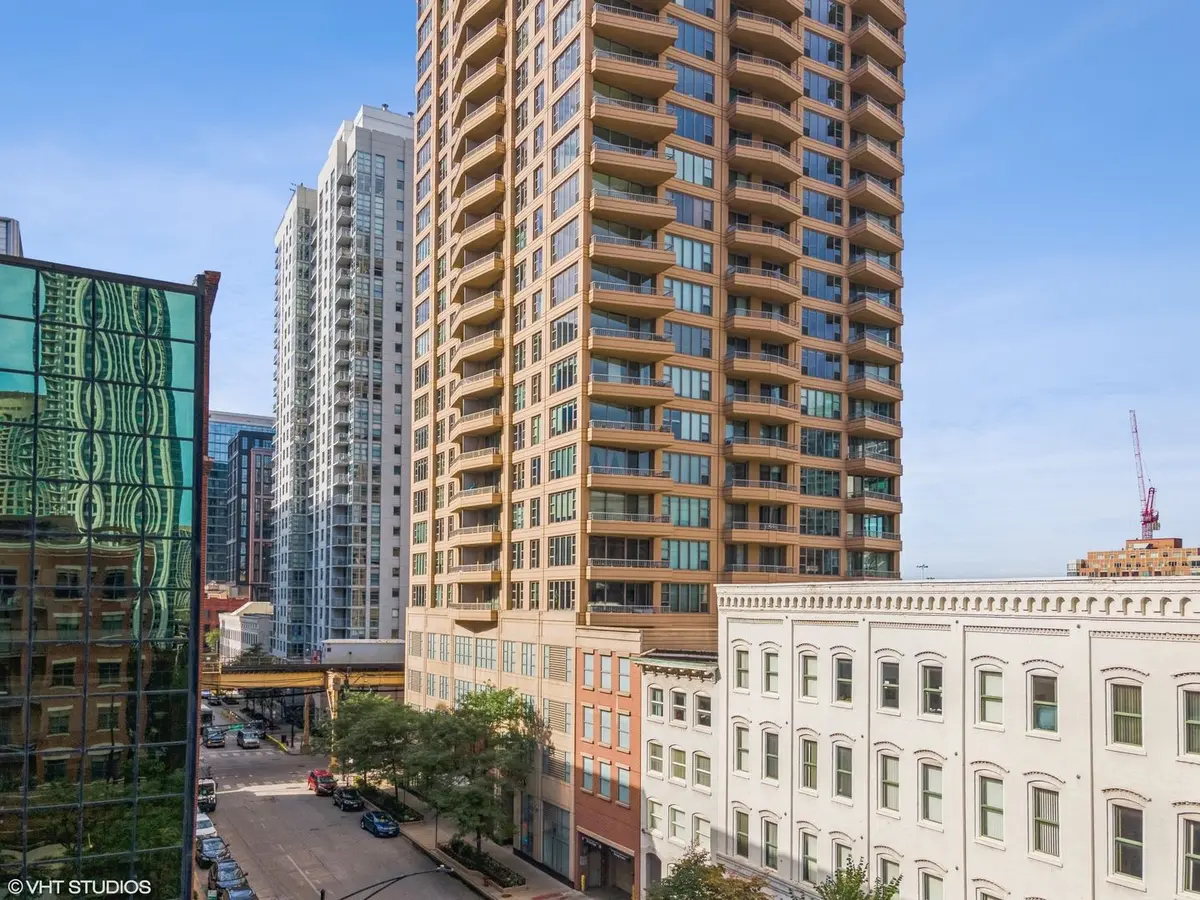 200 N Jefferson Street