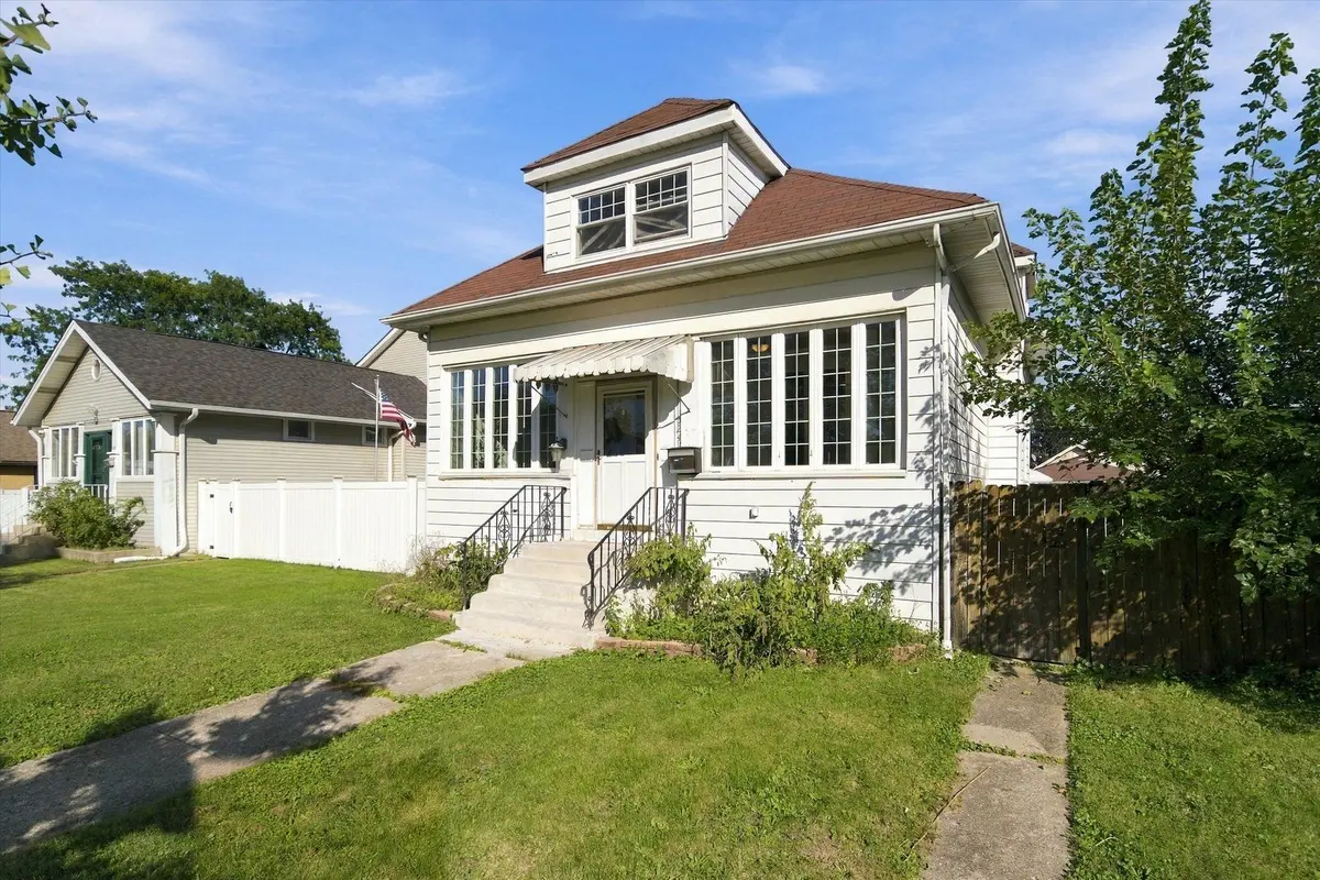 3241 Rose Street