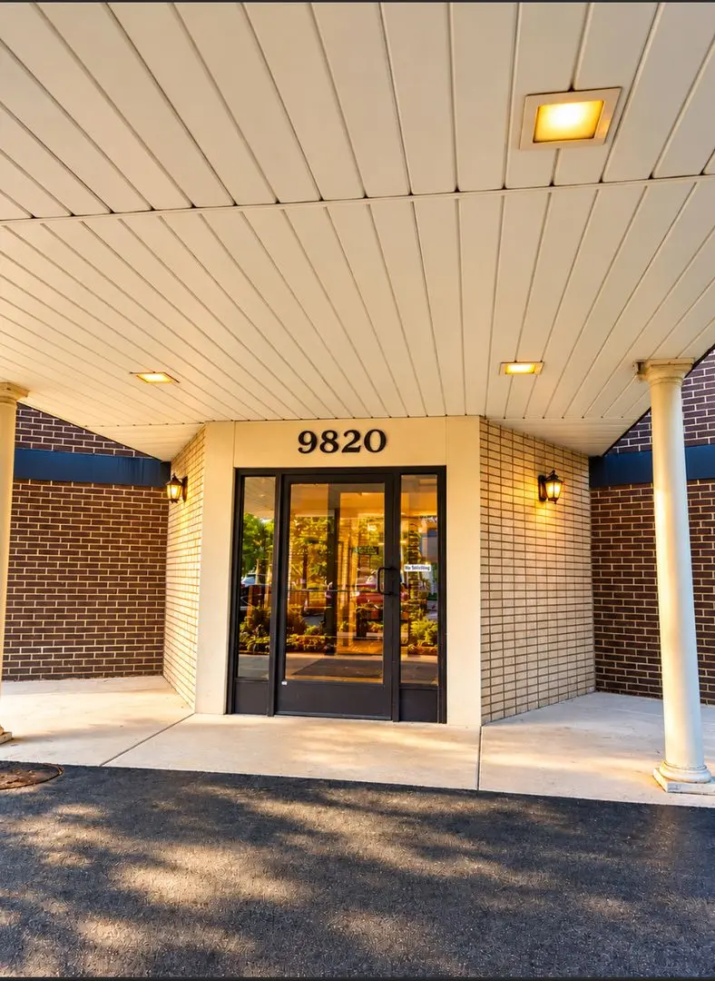 9820 S PULASKI Road