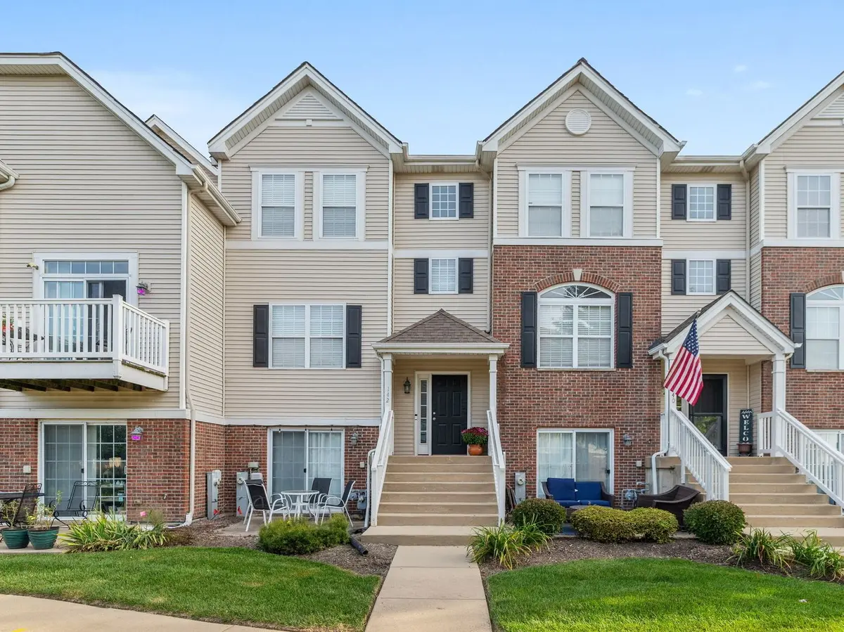 142 Lakeshore Drive