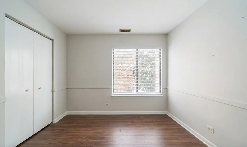 1920 N Hidden Creek Circle