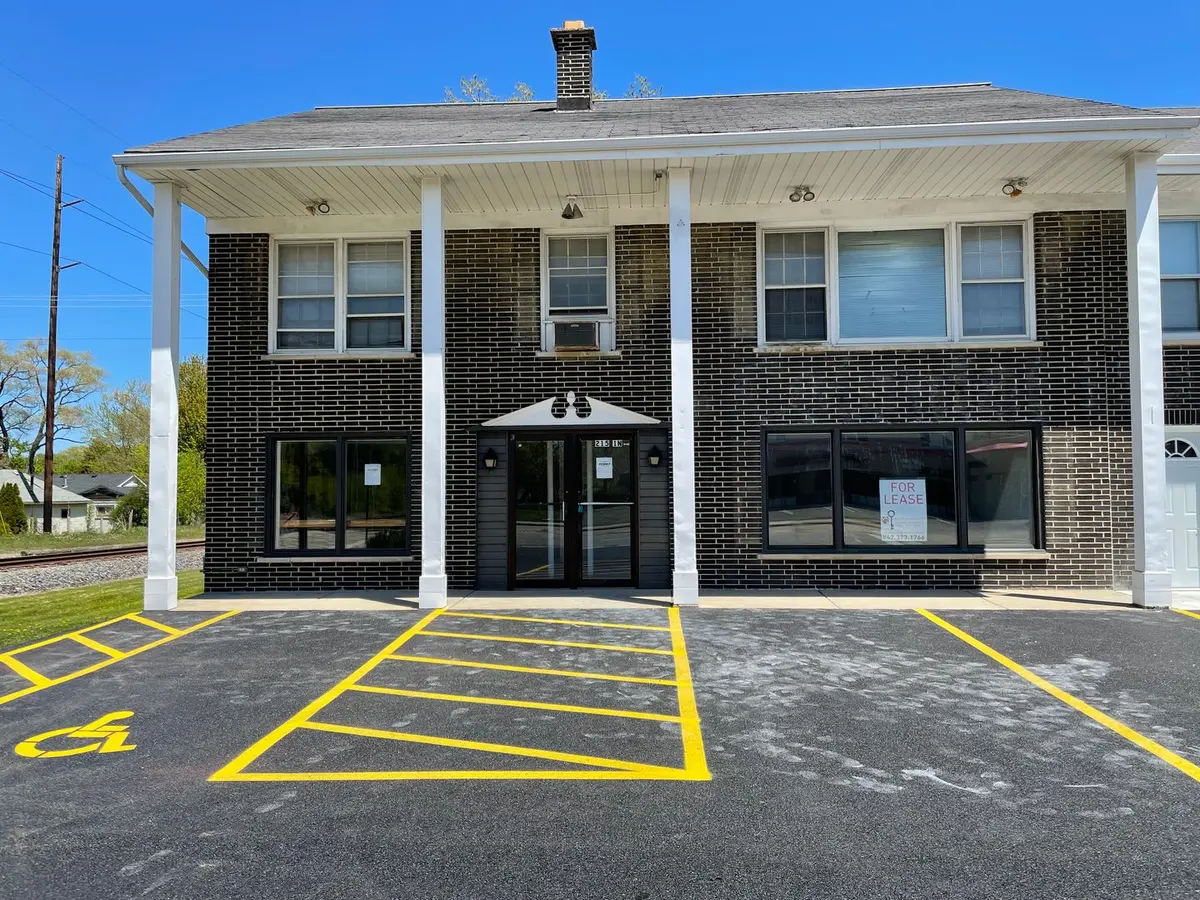 215 N Waukegan Road