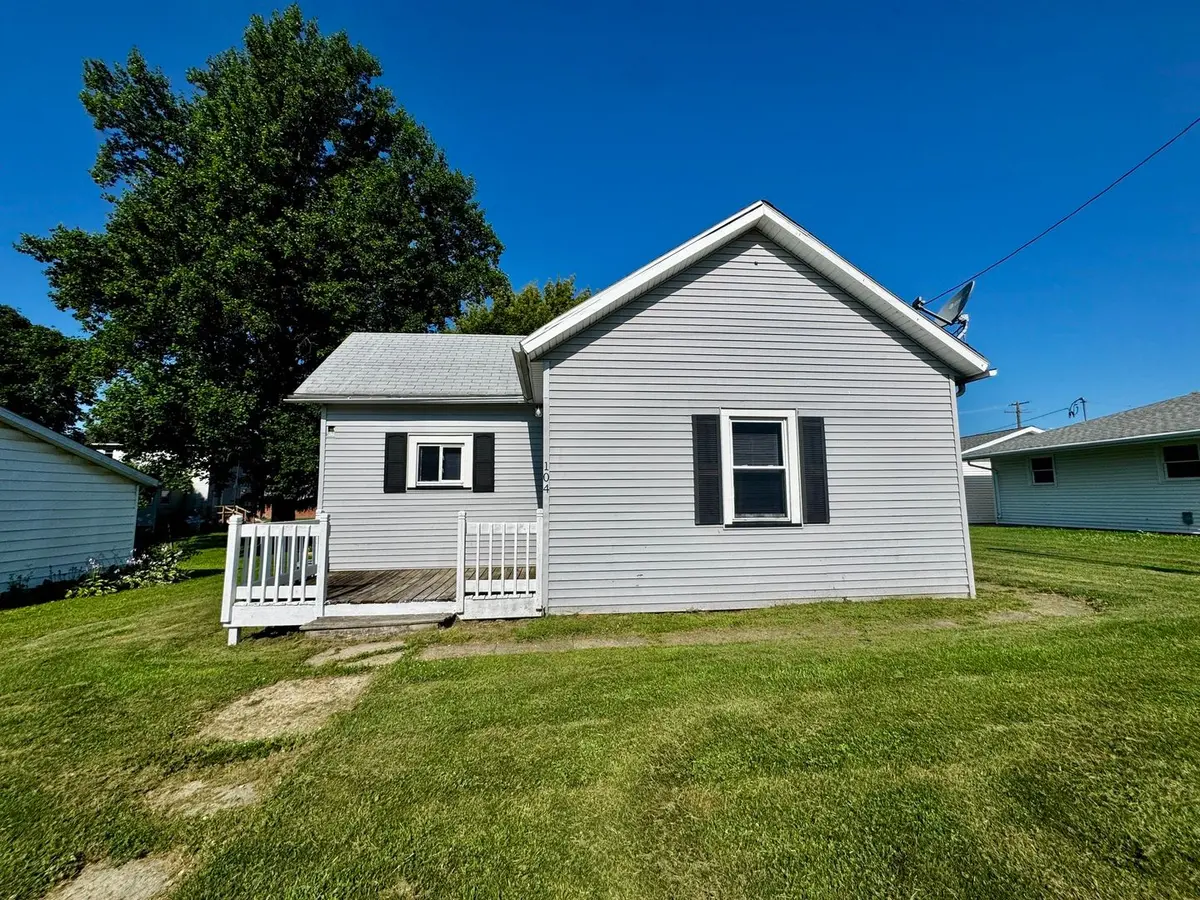 104 N Memorial Street