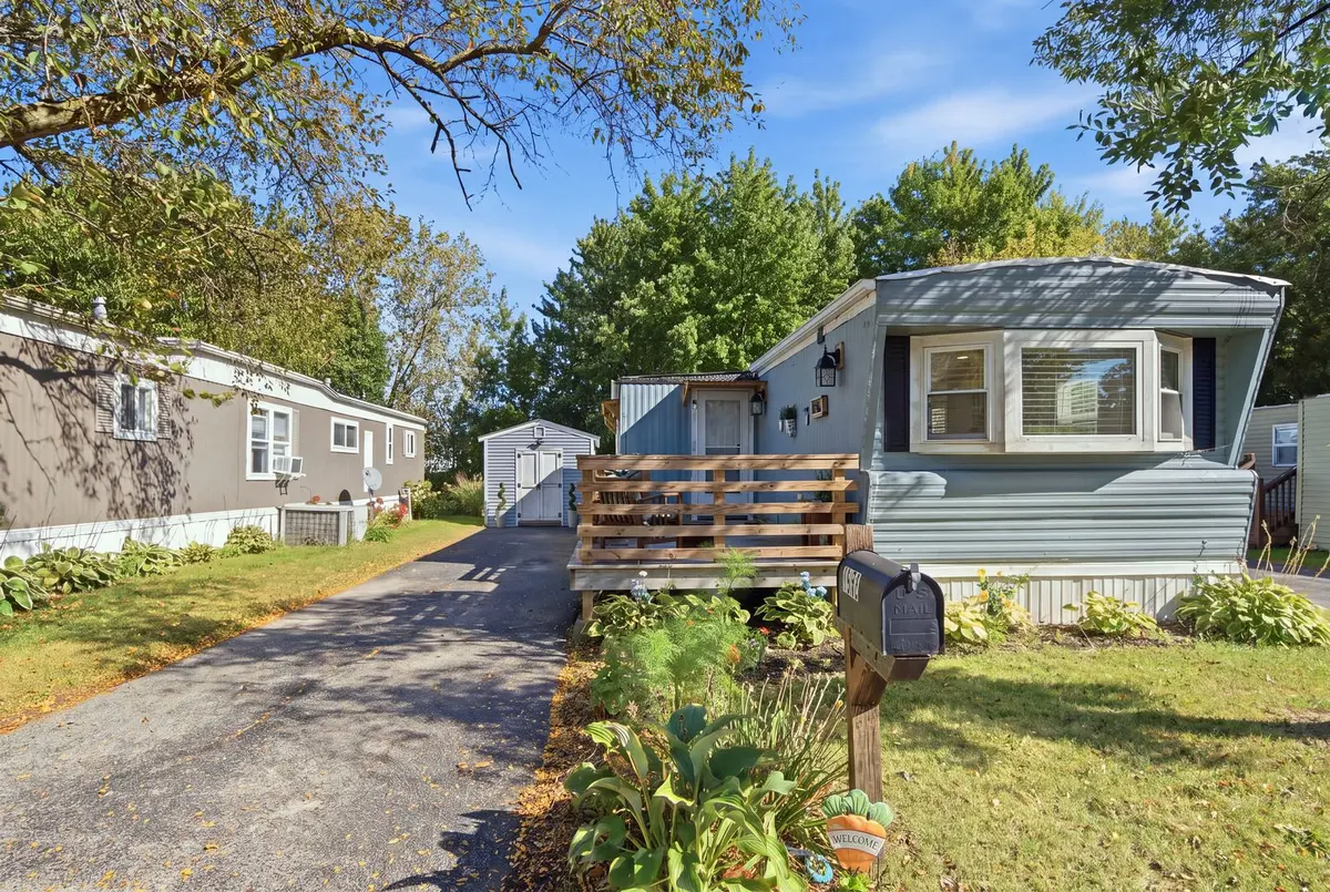 1852 Huckleberry Lane