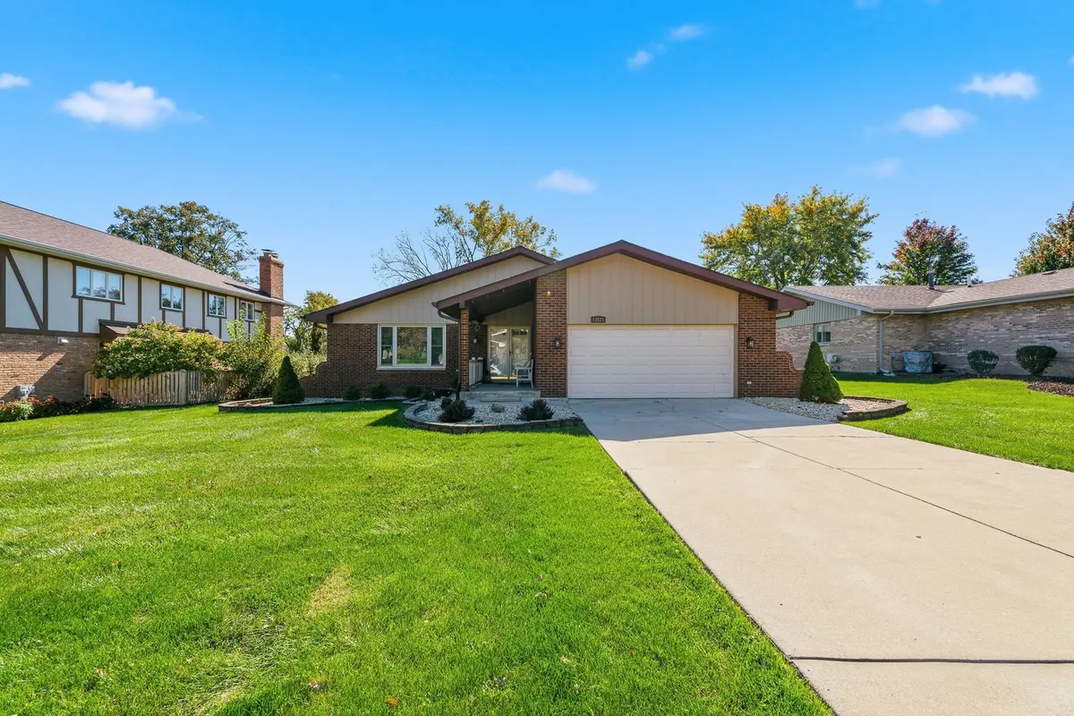 13821 W Dublin Drive