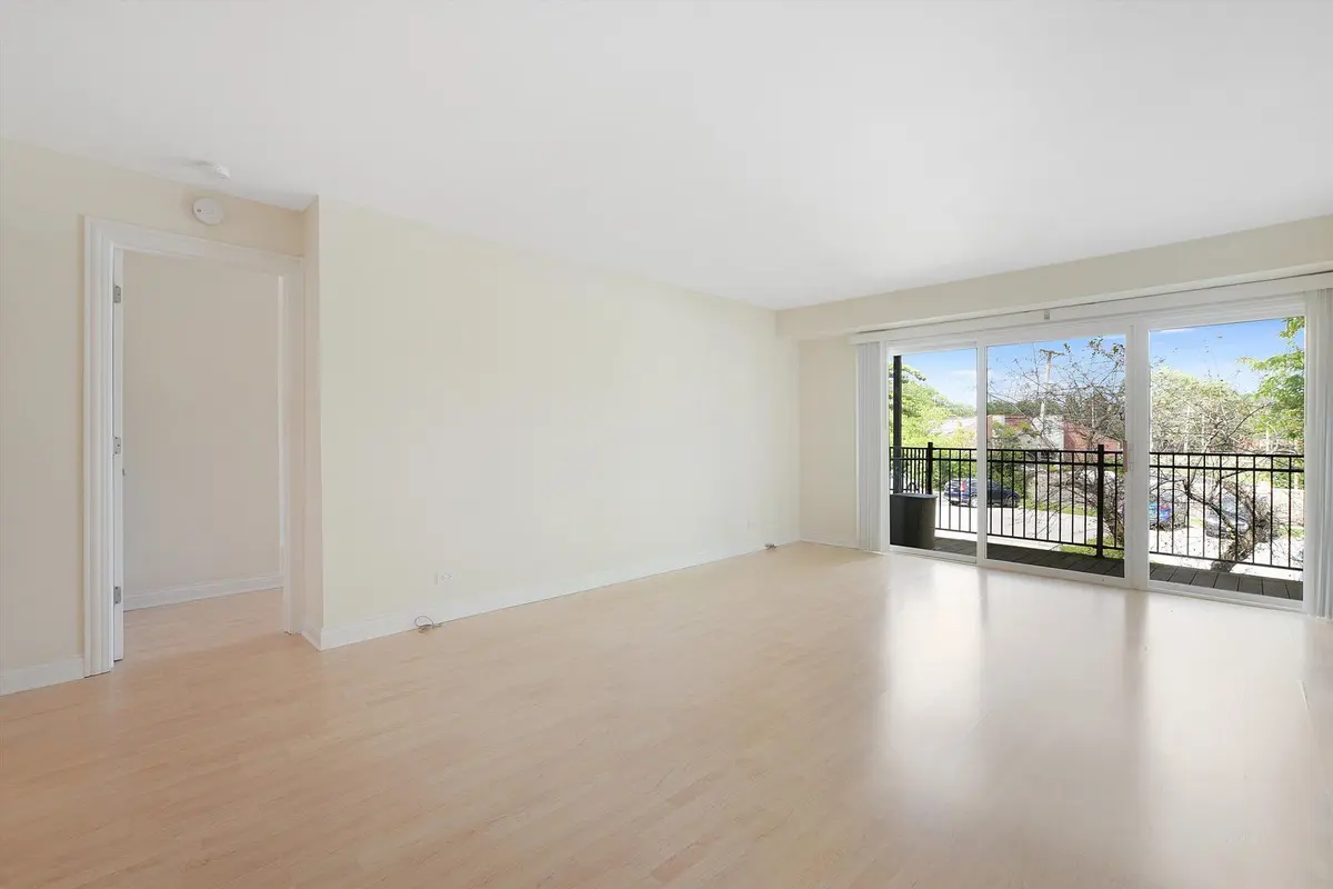 5200 Carriageway Drive