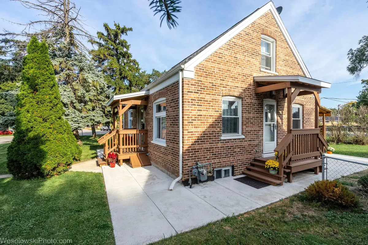 2807 Elder Lane