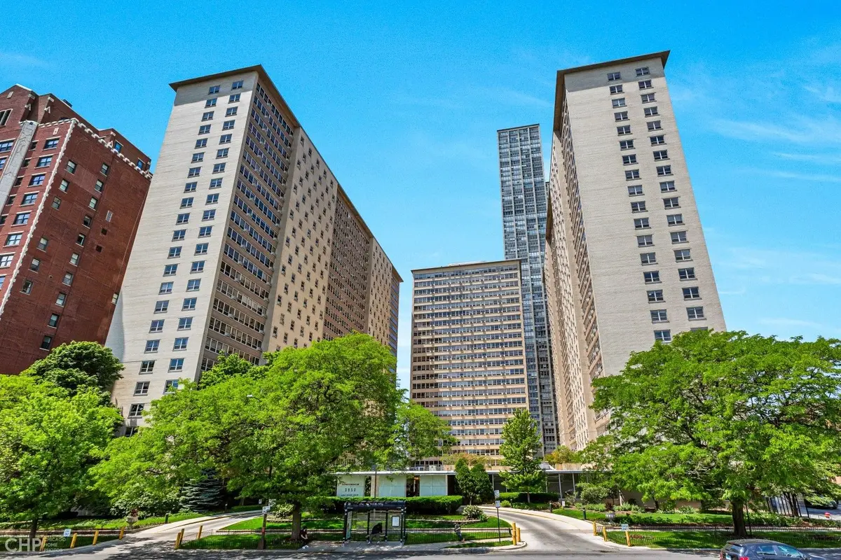 3950 N Lake Shore Drive