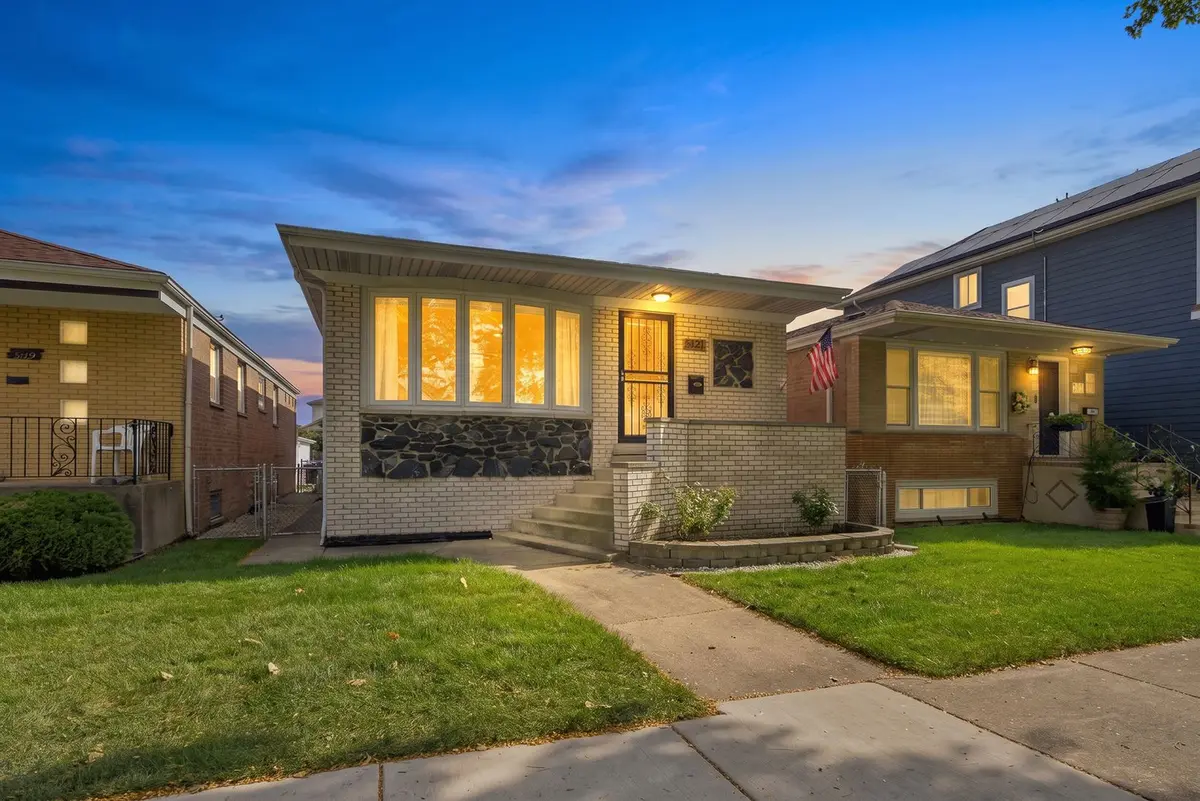 5721 S Mobile Avenue