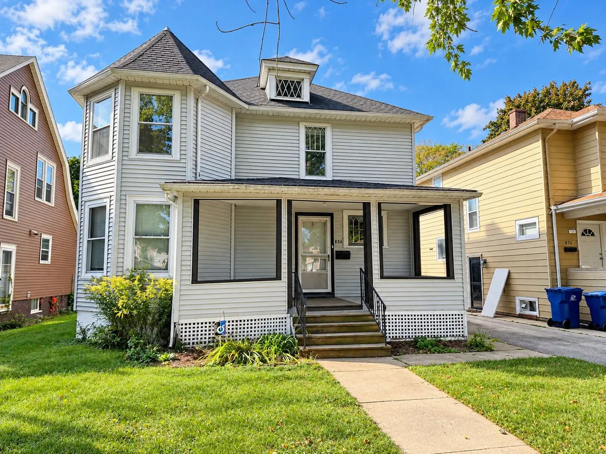 838 Hickory Street