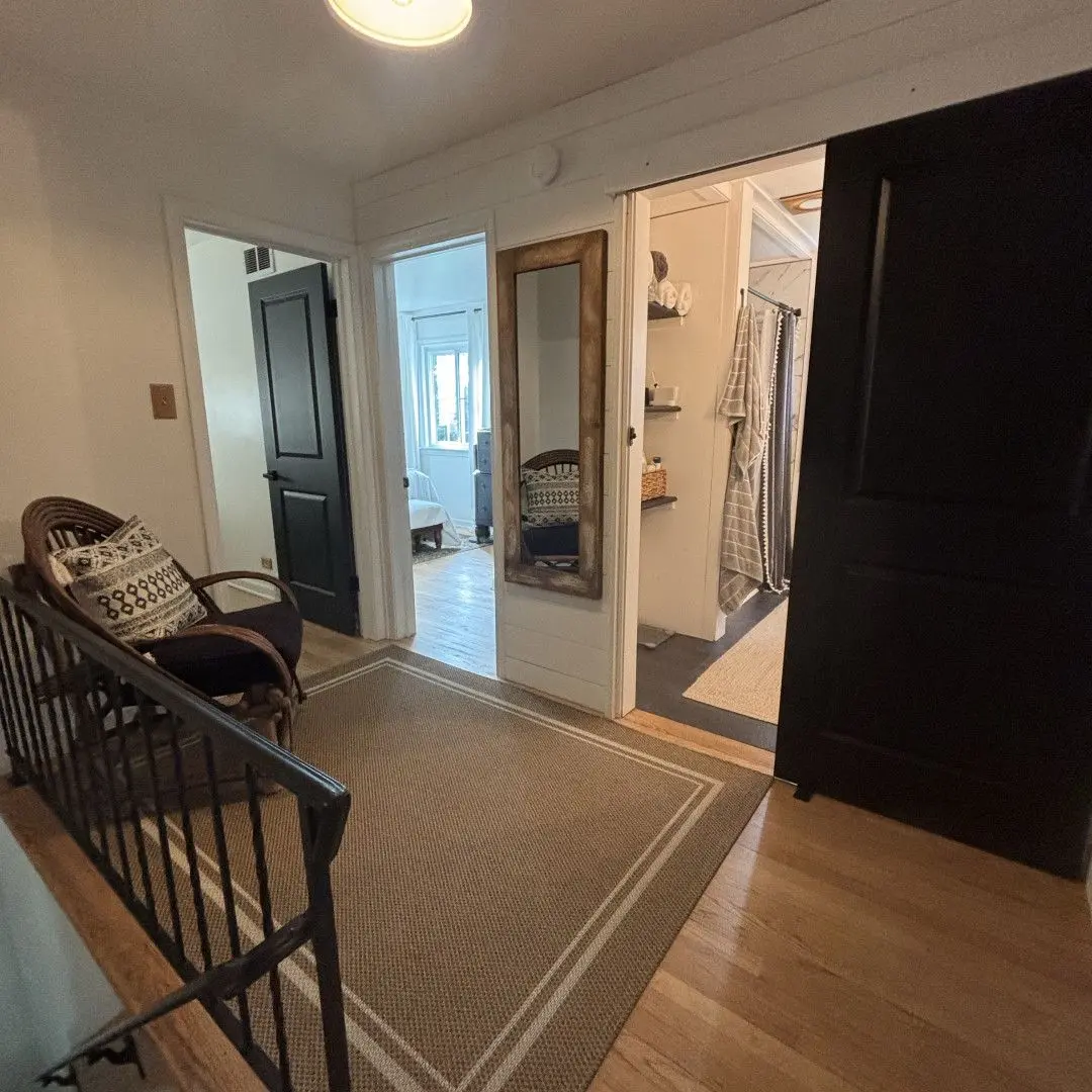 1319 Evergreen Road