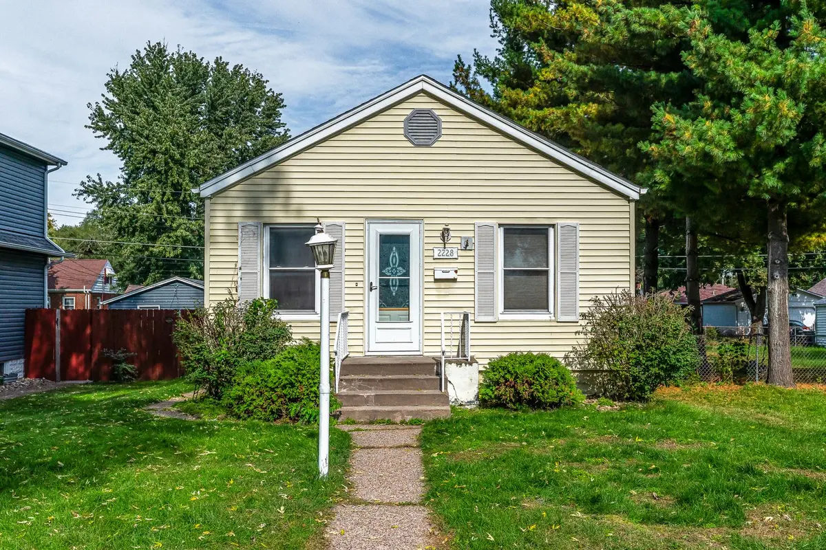 2228 W High Street