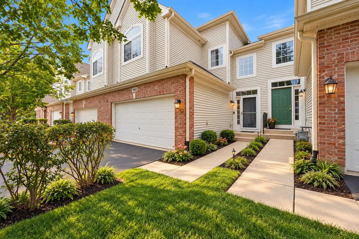 1905 Maureen Drive