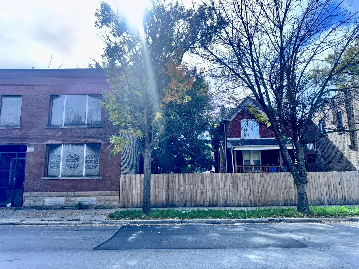 367 E 69th Street