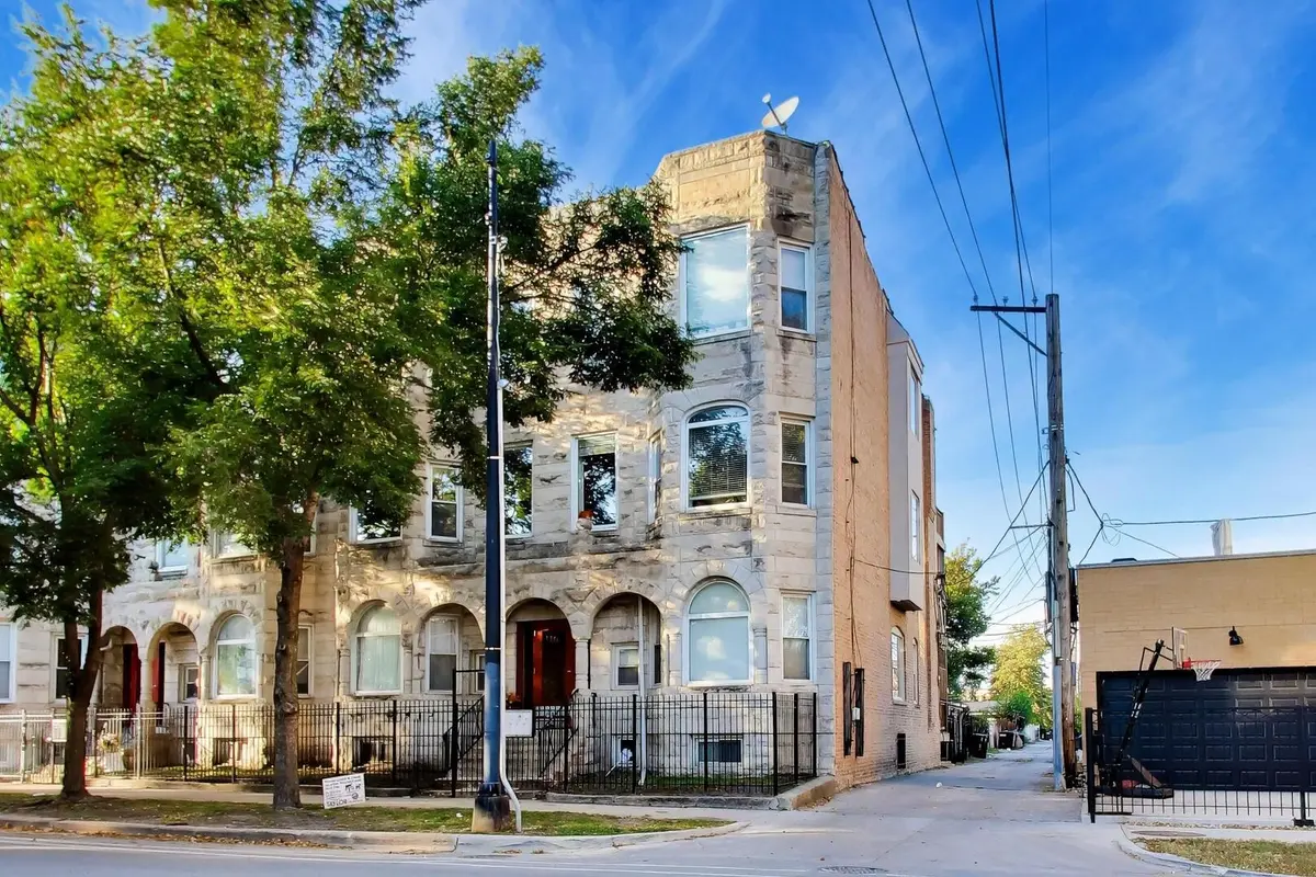 1108 E Marquette Road