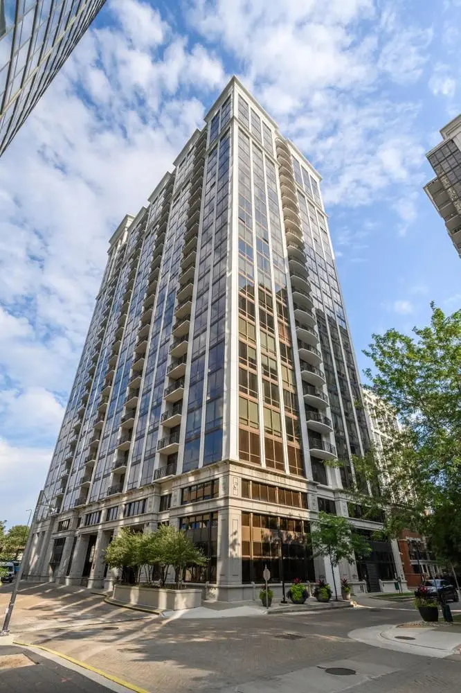 233 E 13th Street