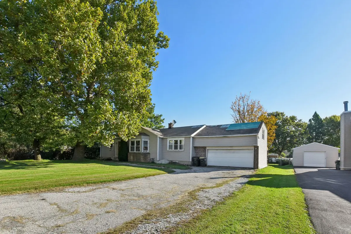 3409 N Betty Drive