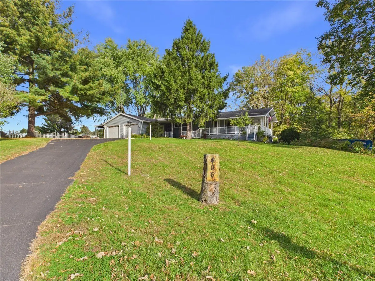 406 Oak Lane
