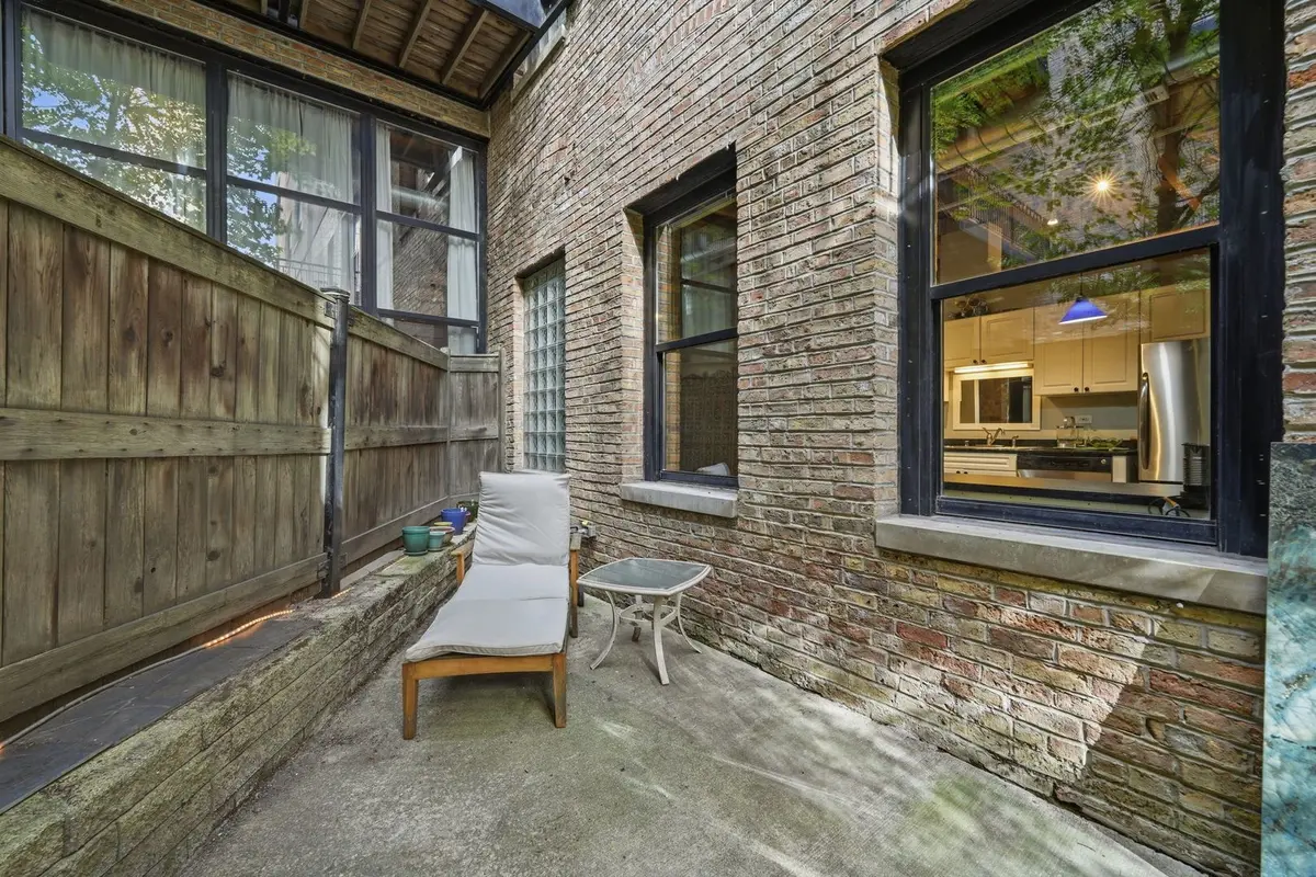 226 N Clinton Street