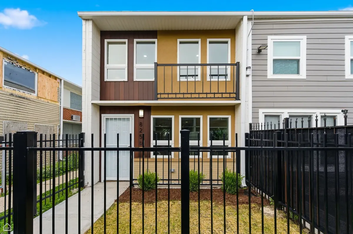 825 E 48th Street