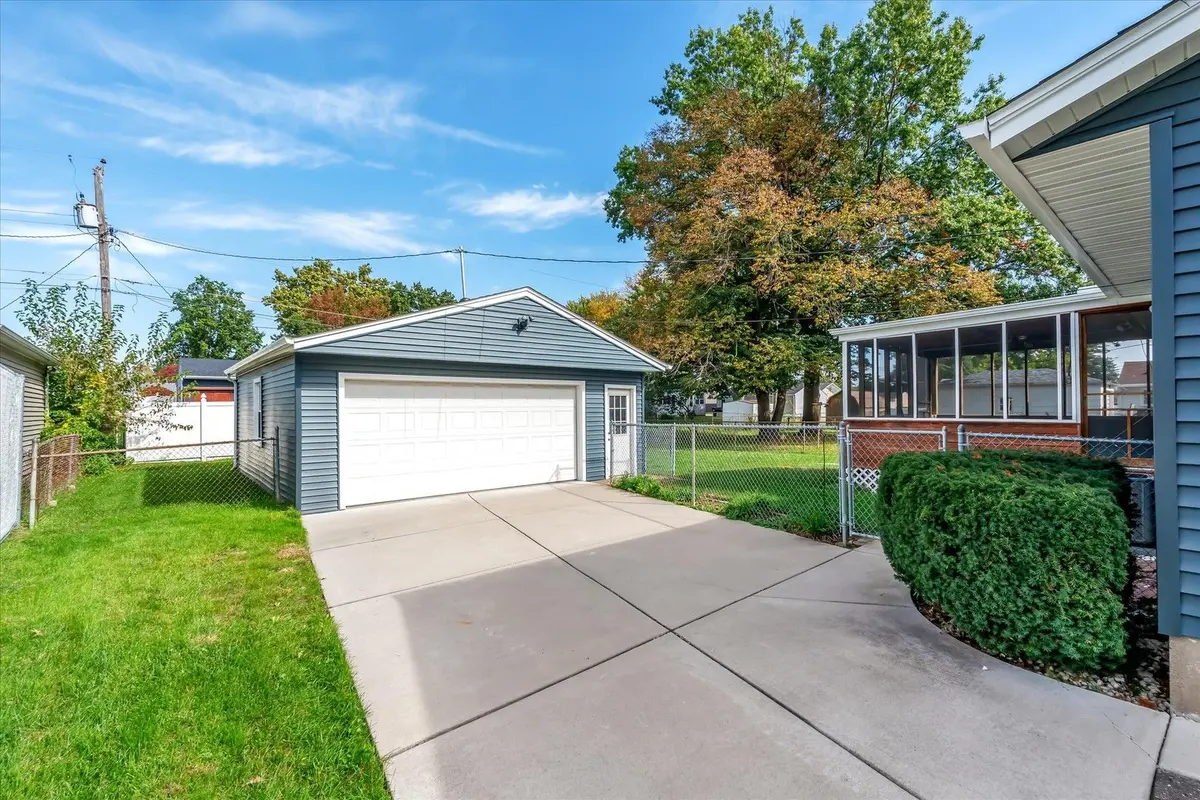 2028 W 34th Street