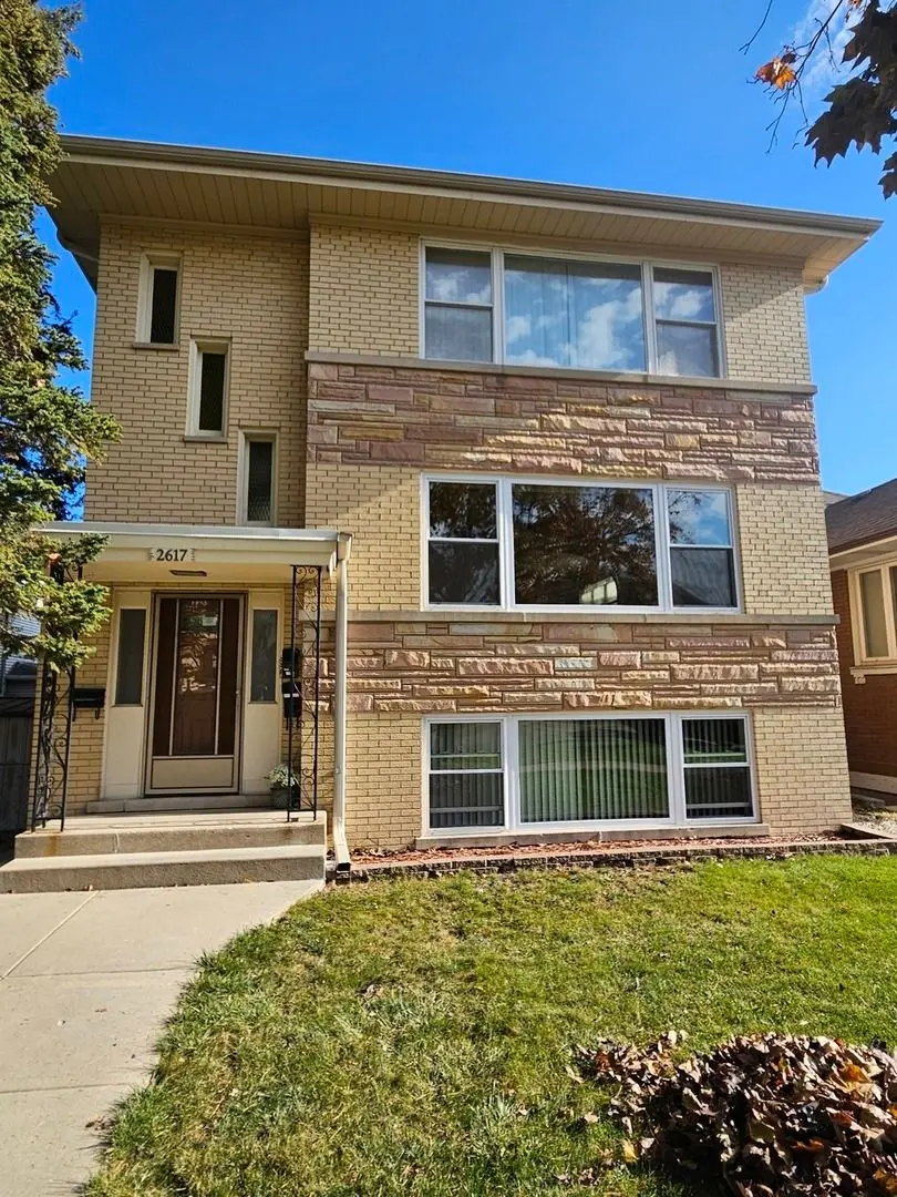 2617 N 74th Court