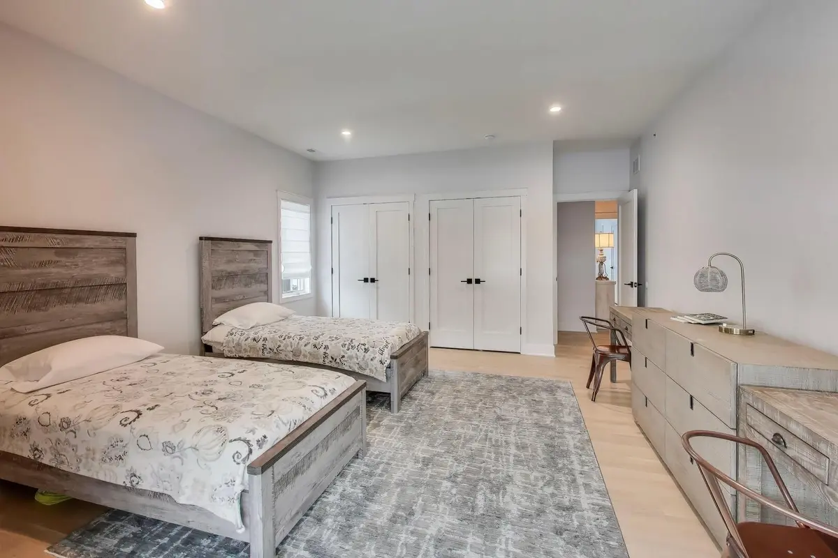 7300 Ponto Court