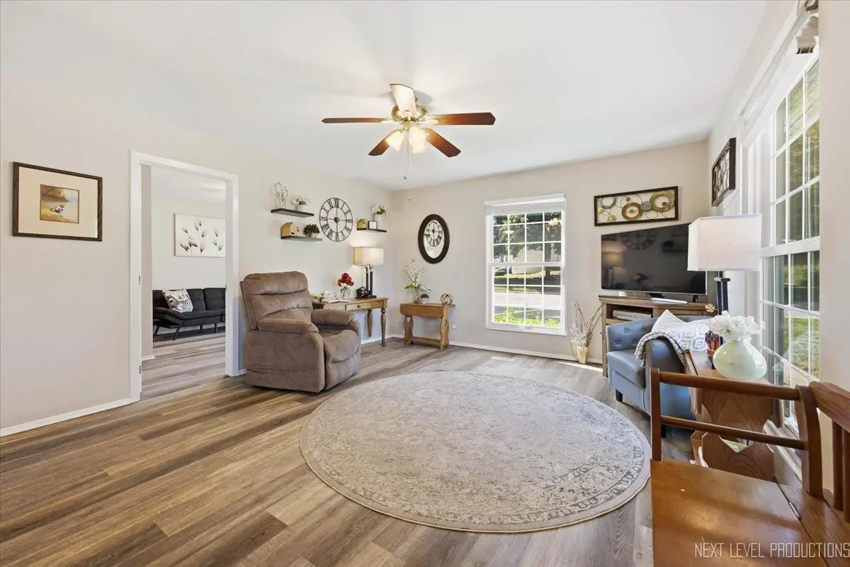 1106 Oak Valley Drive