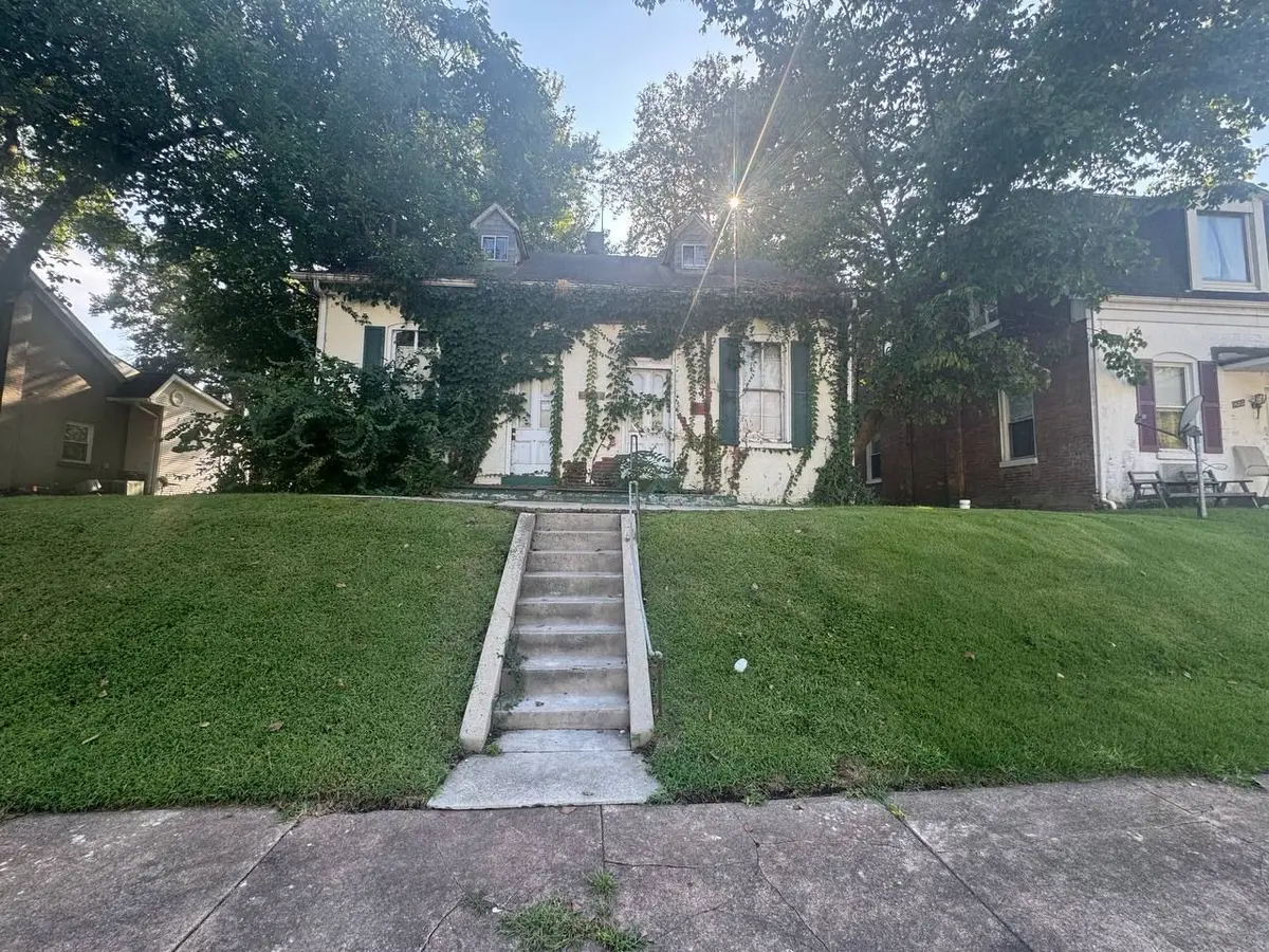123 N Virginia Avenue