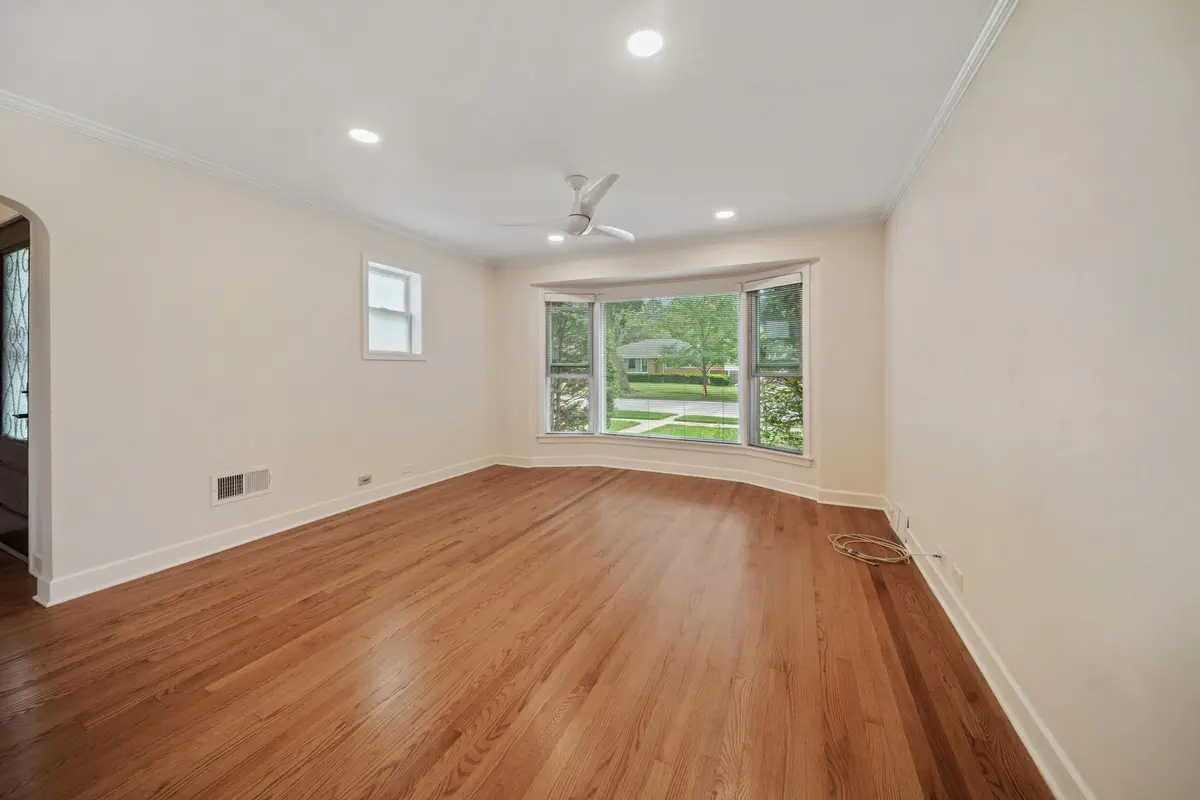5320 Suffield Court