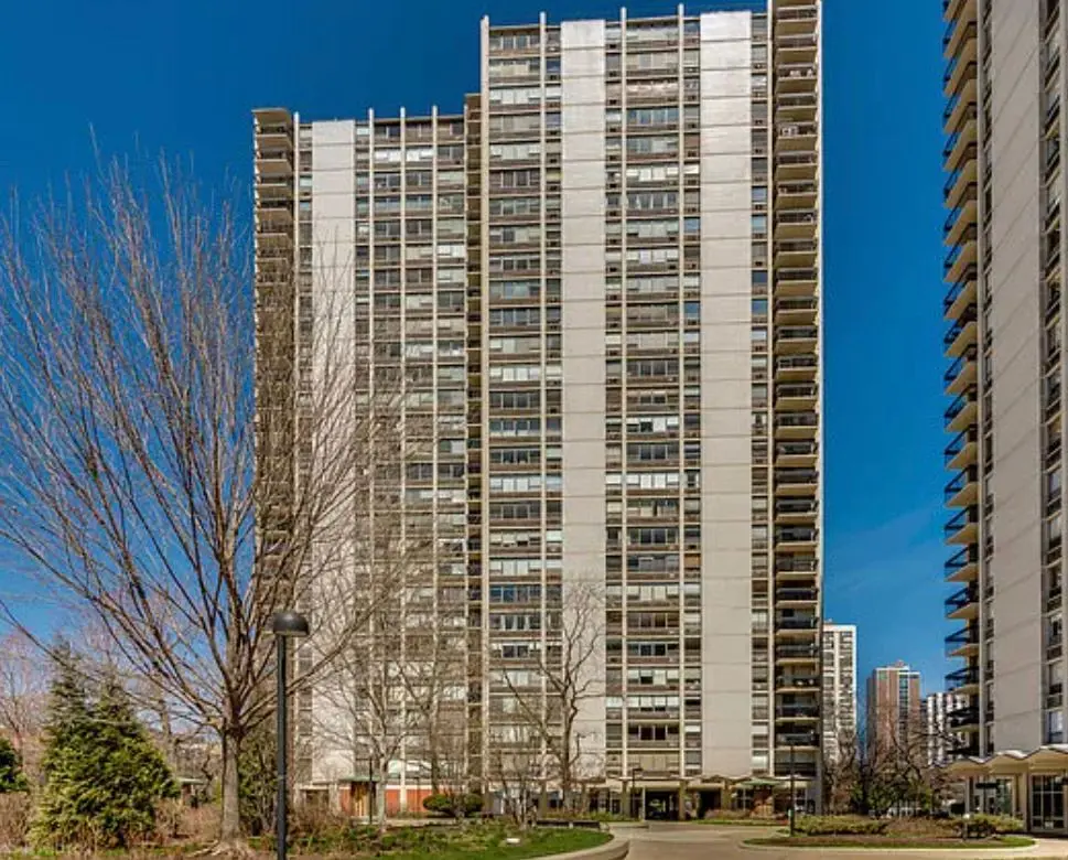 1360 N Sandburg Terrace