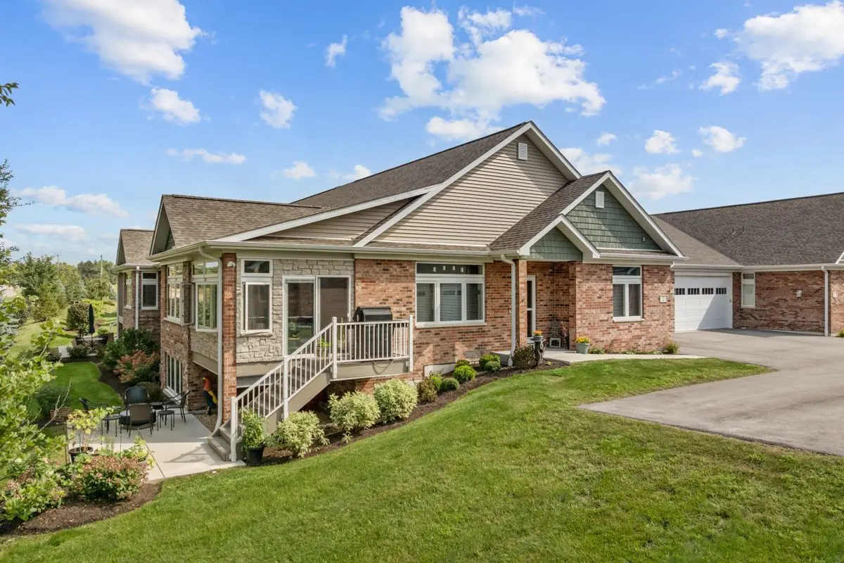2 Briden Lane