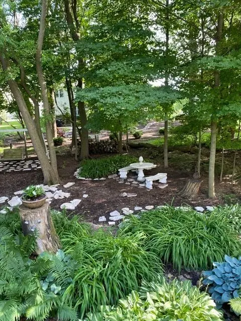 5 Fernwood Court