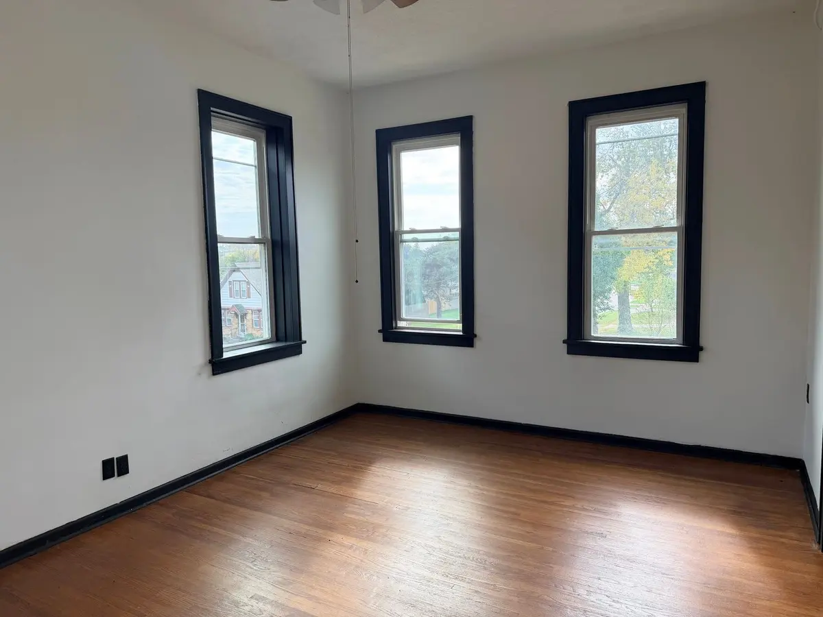959 9th Street