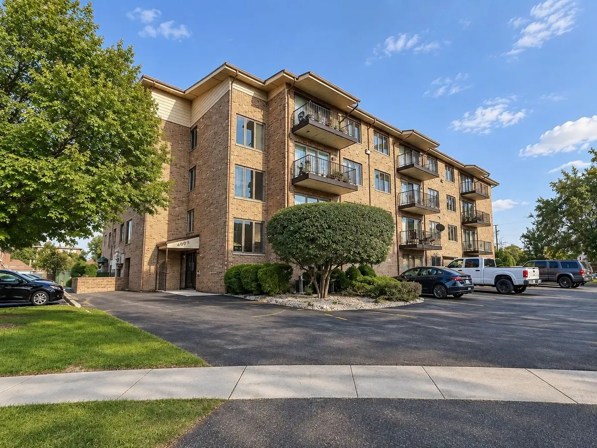 4009 W 93rd Place
